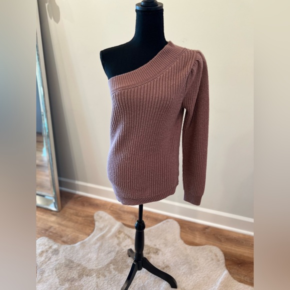 •NBD •Mia Sweater •Size: XS •Color: Taupe - Picture 8 of 8